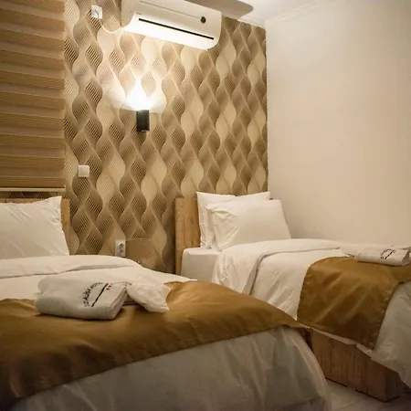 Alyssa Hotel