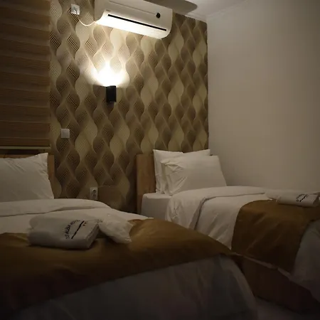 Alyssa Hotel 4*